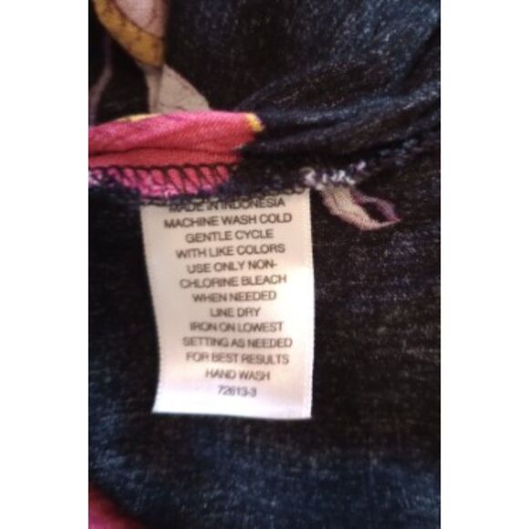 A.N.A Women's Size Small Black Floral Blouse - Picture 7 of 7